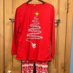 Woman’s Christmas pajamas Red/White Santa snowflakes Sz 2XL